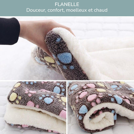 Le coussin en flanelle doux et léger