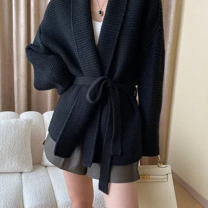 Cardigan en maille avec ceinture à nouer